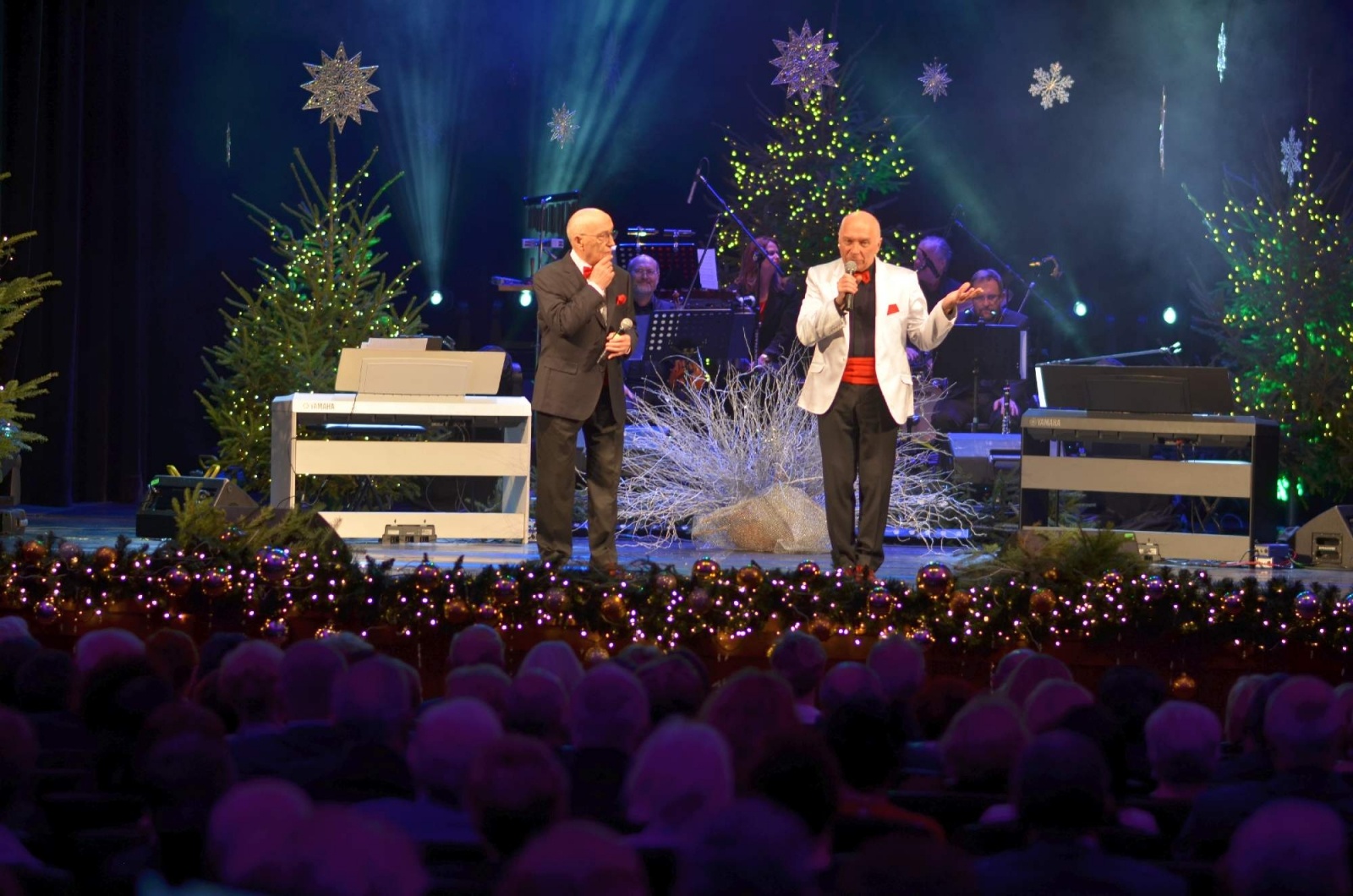 Zdjęcie w galerii na portalu naszraciborz.pl: Muzyka magicznej nocy. Tak w RCK-u witano nowy rok wiadomości z regionu