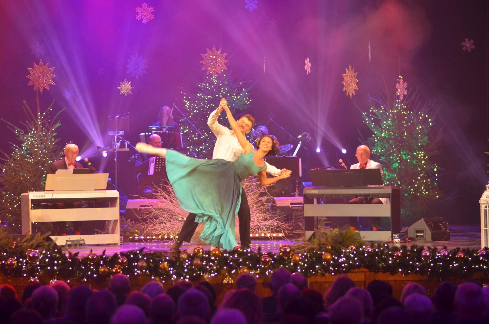 Zdjęcie w galerii na portalu naszraciborz.pl: Muzyka magicznej nocy. Tak w RCK-u witano nowy rok wiadomości z regionu