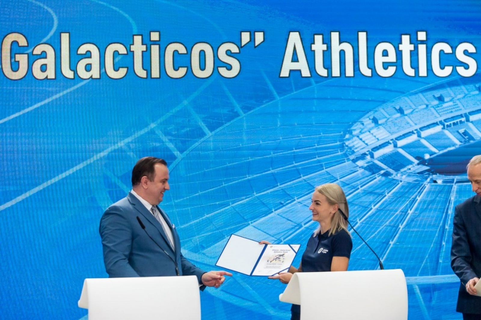 Zdjęcie w galerii na portalu naszraciborz.pl: Justyna Święty-Ersetic w teamie Galacticos wiadomości z regionu