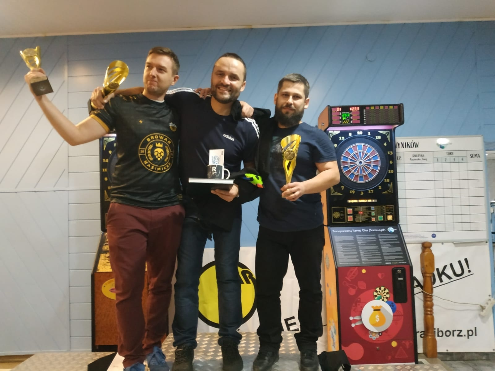 Zdjęcie w galerii na portalu naszraciborz.pl: Noworoczny turniej darta na start cyklu Grand Prix [FOTO] wiadomości z regionu