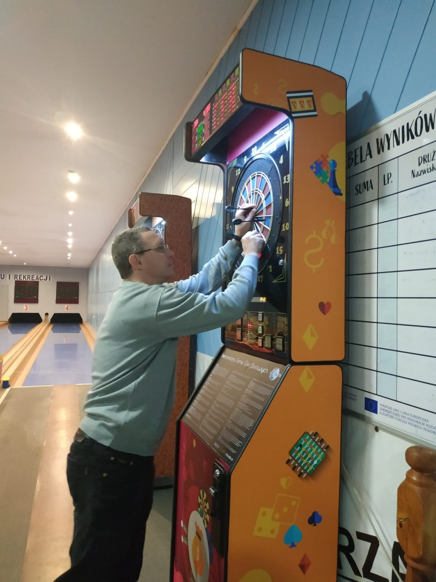 Zdjęcie w galerii na portalu naszraciborz.pl: Noworoczny turniej darta na start cyklu Grand Prix [FOTO] wiadomości z regionu