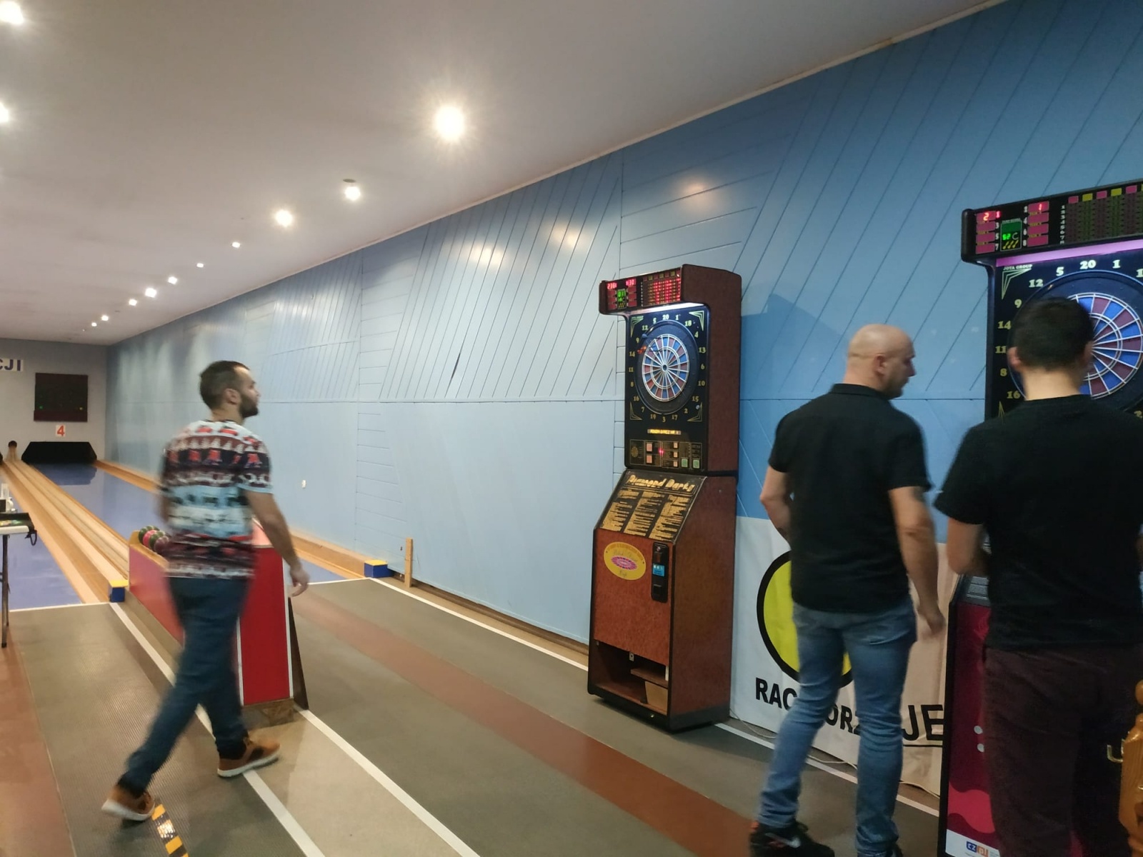 Zdjęcie w galerii na portalu naszraciborz.pl: Noworoczny turniej darta na start cyklu Grand Prix [FOTO] wiadomości z regionu