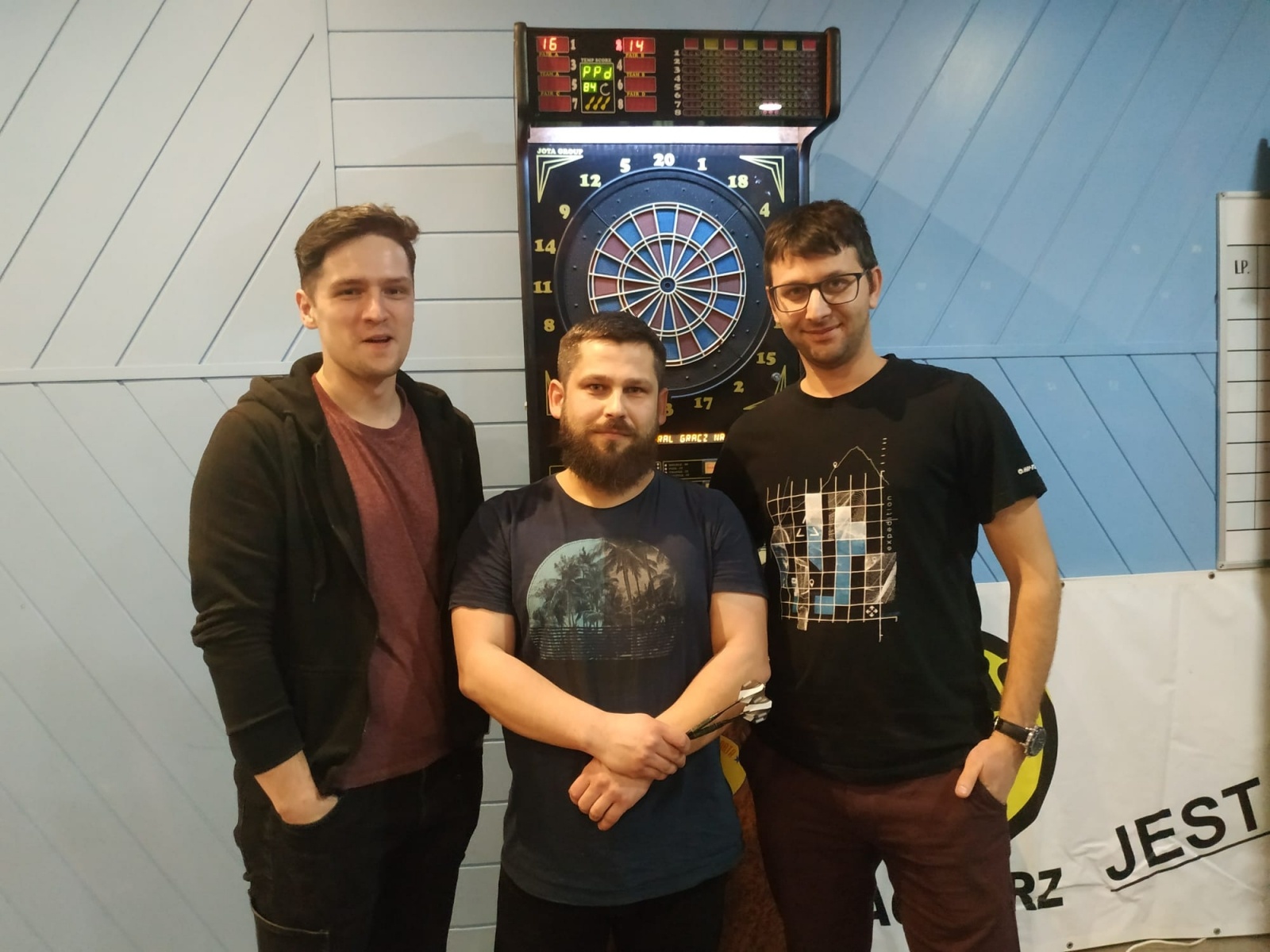 Zdjęcie w galerii na portalu naszraciborz.pl: Noworoczny turniej darta na start cyklu Grand Prix [FOTO] wiadomości z regionu