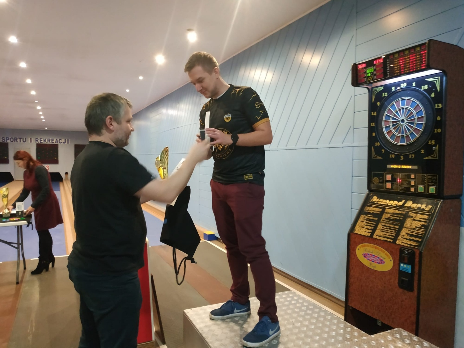 Zdjęcie w galerii na portalu naszraciborz.pl: Noworoczny turniej darta na start cyklu Grand Prix [FOTO] wiadomości z regionu
