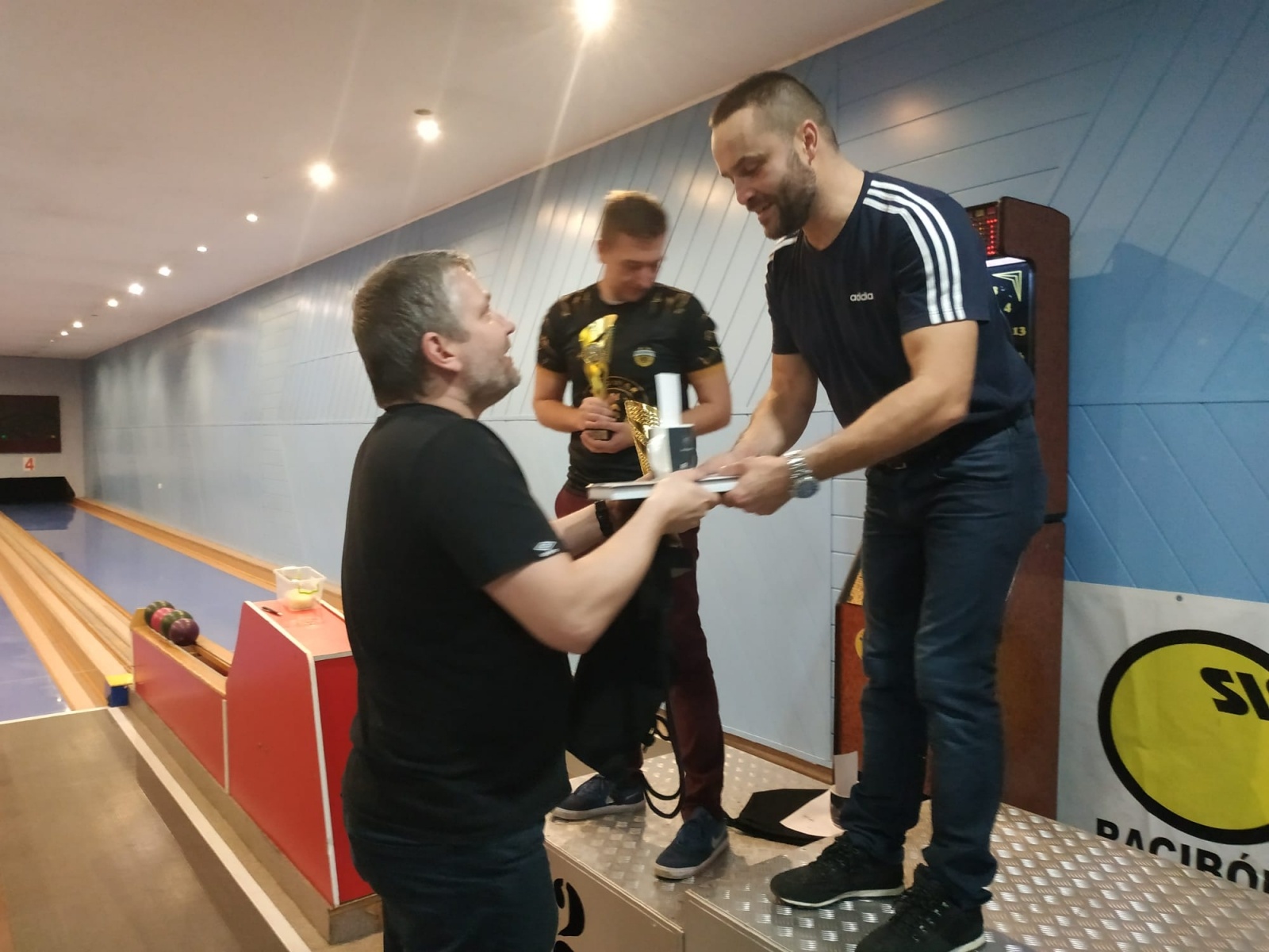 Zdjęcie w galerii na portalu naszraciborz.pl: Noworoczny turniej darta na start cyklu Grand Prix [FOTO] wiadomości z regionu