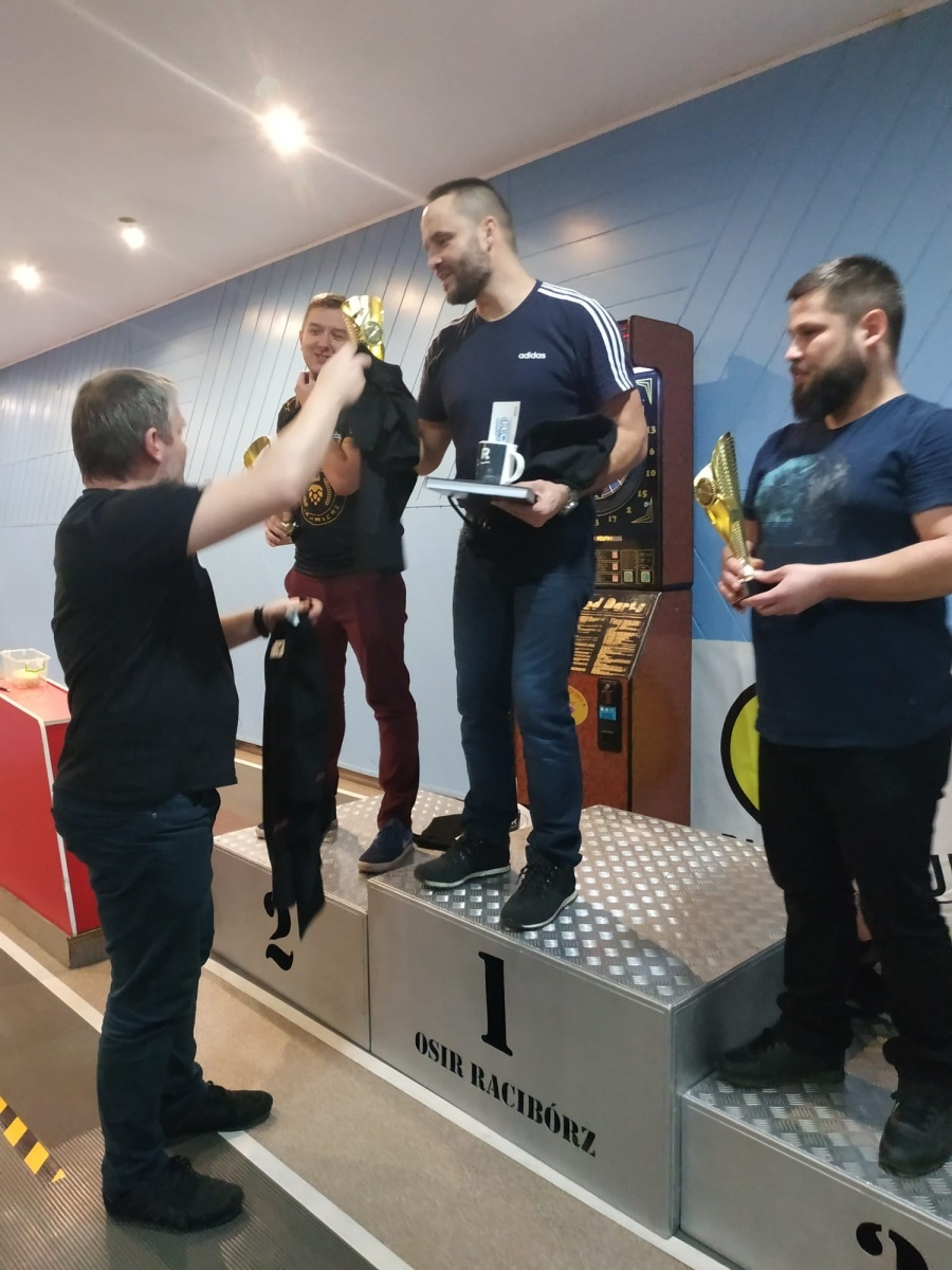 Zdjęcie w galerii na portalu naszraciborz.pl: Noworoczny turniej darta na start cyklu Grand Prix [FOTO] wiadomości z regionu