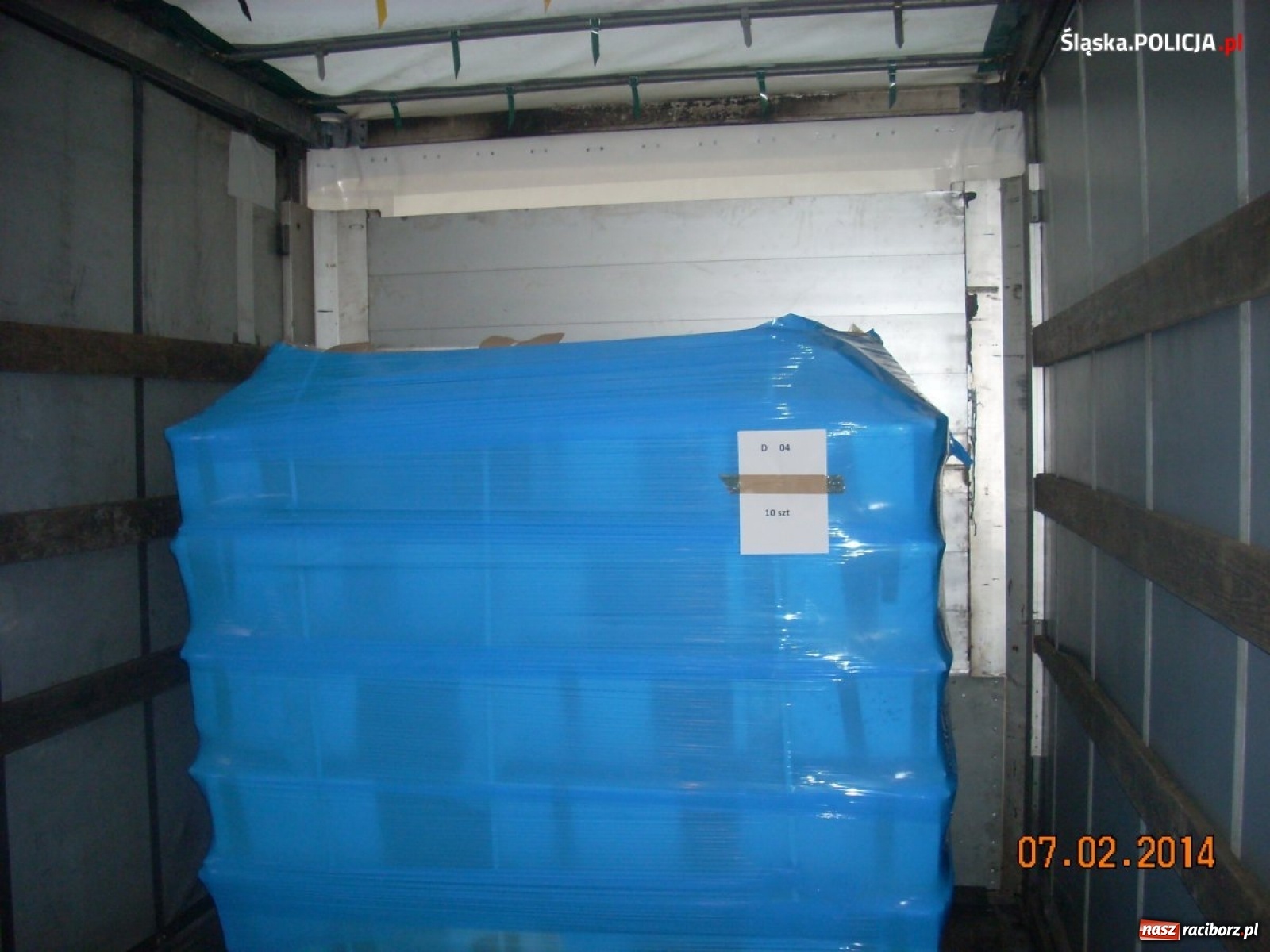 Zdjęcie w galerii na portalu naszraciborz.pl: Trumny krążyły pomiędzy Polską a Czechami. Szajka wyłudziła tak ponad 600 tys. zł VAT-u wiadomości z regionu