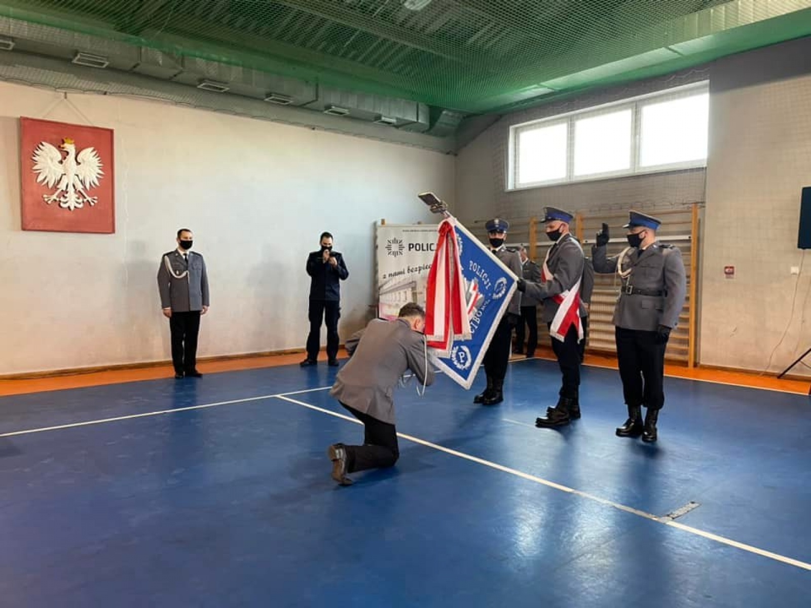 Zdjęcie w galerii na portalu naszraciborz.pl: Pożegnanie komendanta Krebsa. Szef raciborskiej policji przeszedł na emeryturę wiadomości z regionu