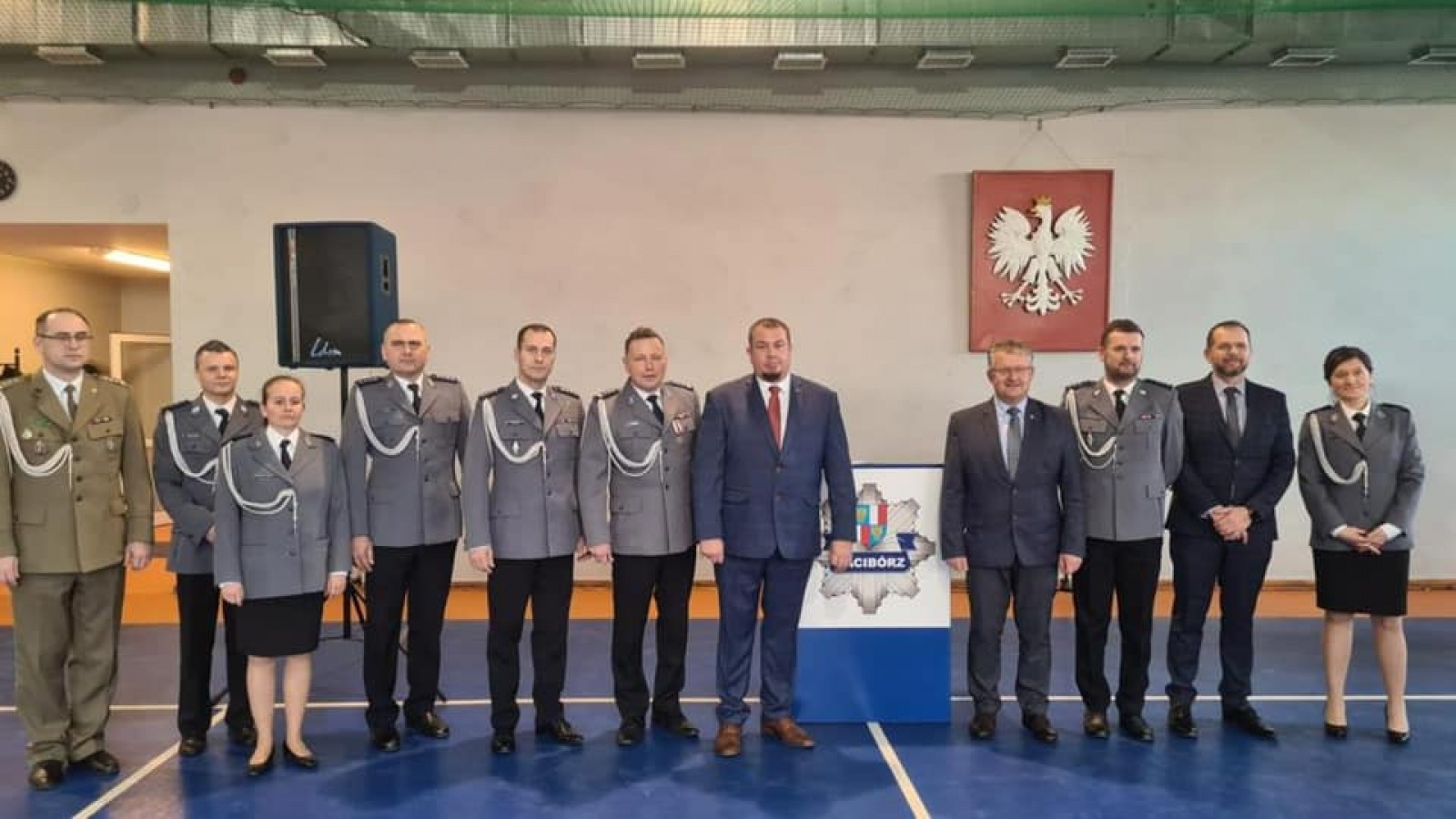 Zdjęcie w galerii na portalu naszraciborz.pl: Pożegnanie komendanta Krebsa. Szef raciborskiej policji przeszedł na emeryturę wiadomości z regionu