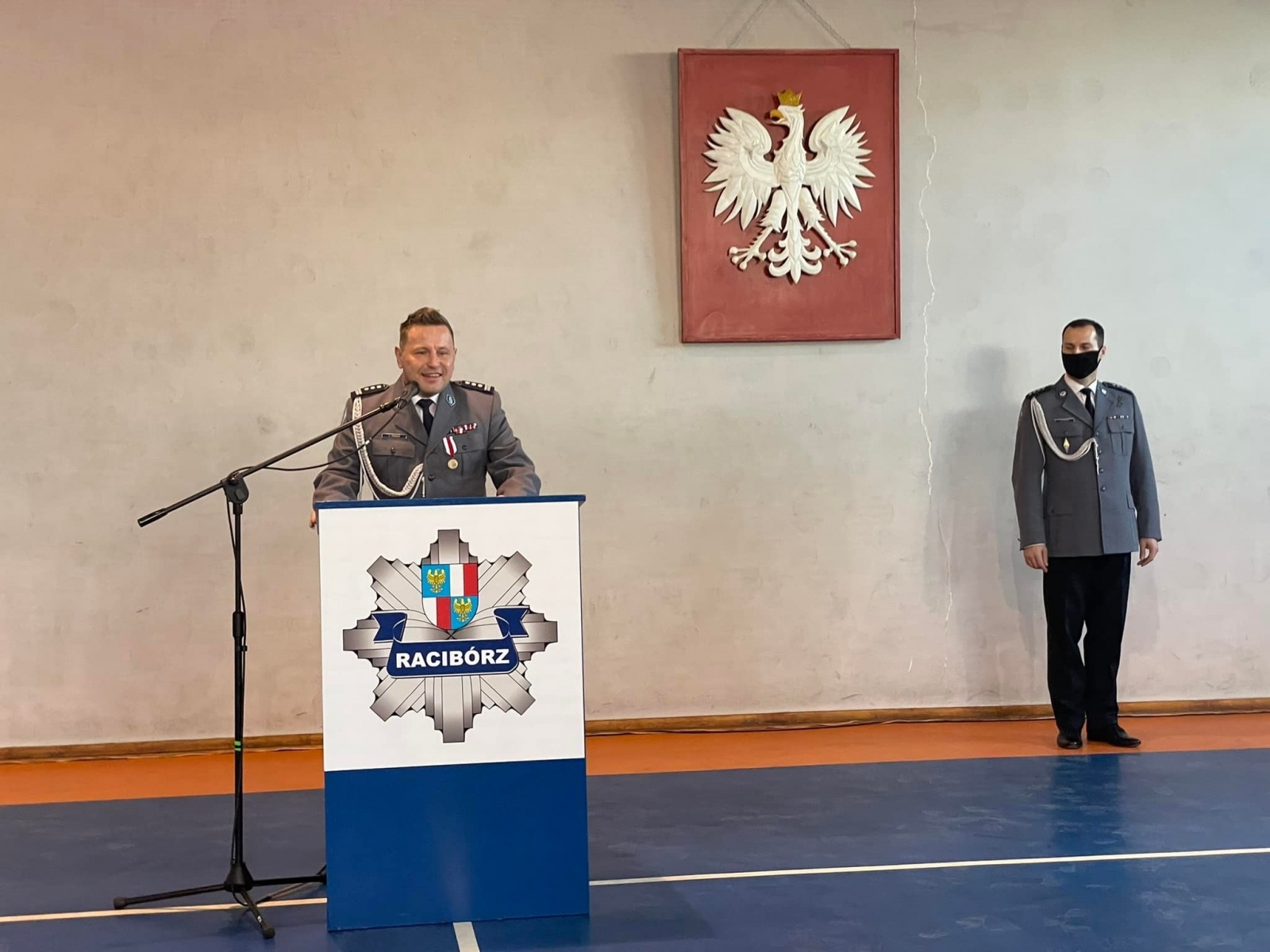 Zdjęcie w galerii na portalu naszraciborz.pl: Pożegnanie komendanta Krebsa. Szef raciborskiej policji przeszedł na emeryturę wiadomości z regionu