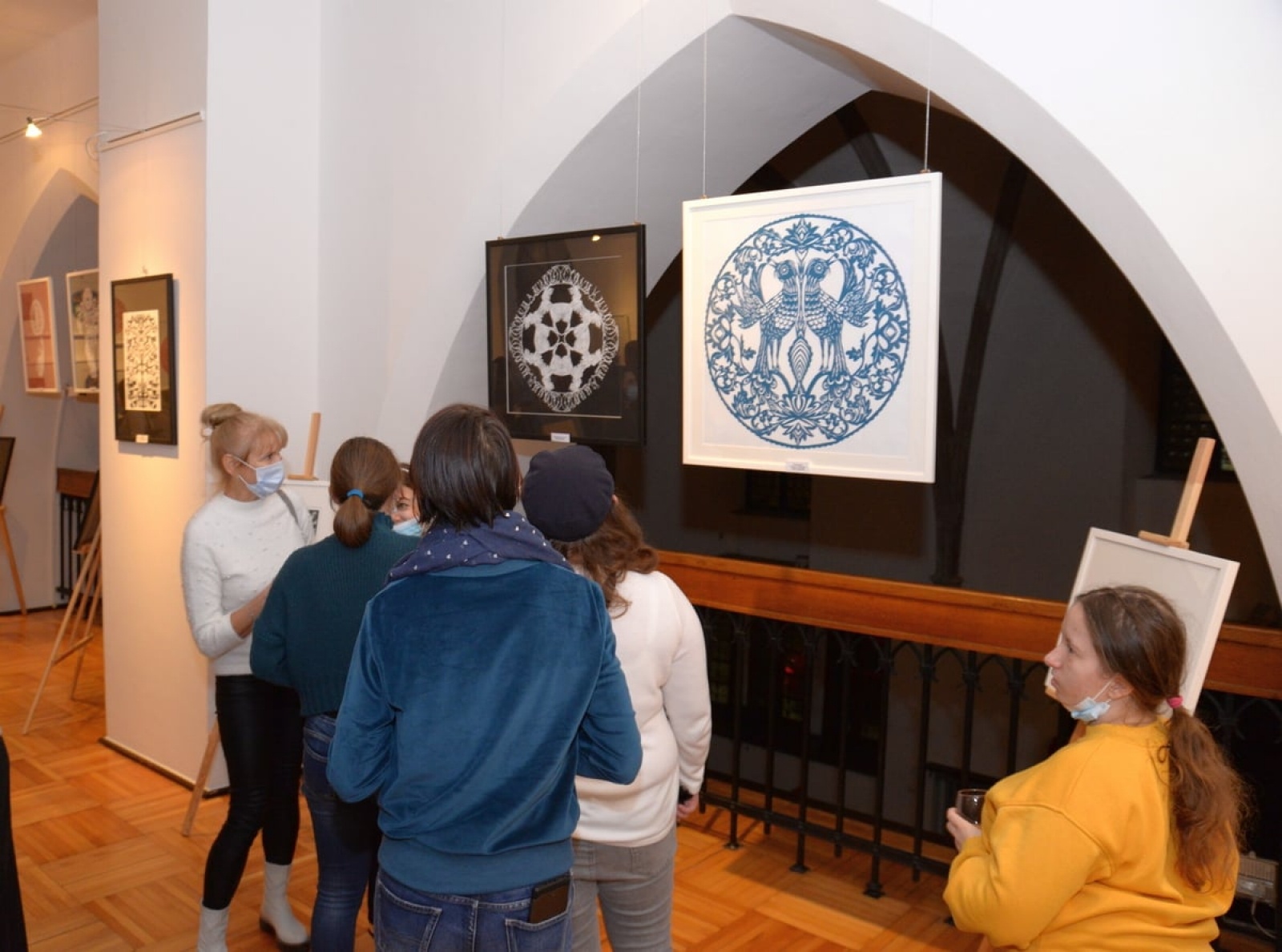 Zdjęcie w galerii na portalu naszraciborz.pl: Podróże wycinanek zawitały do Raciborza wiadomości z regionu