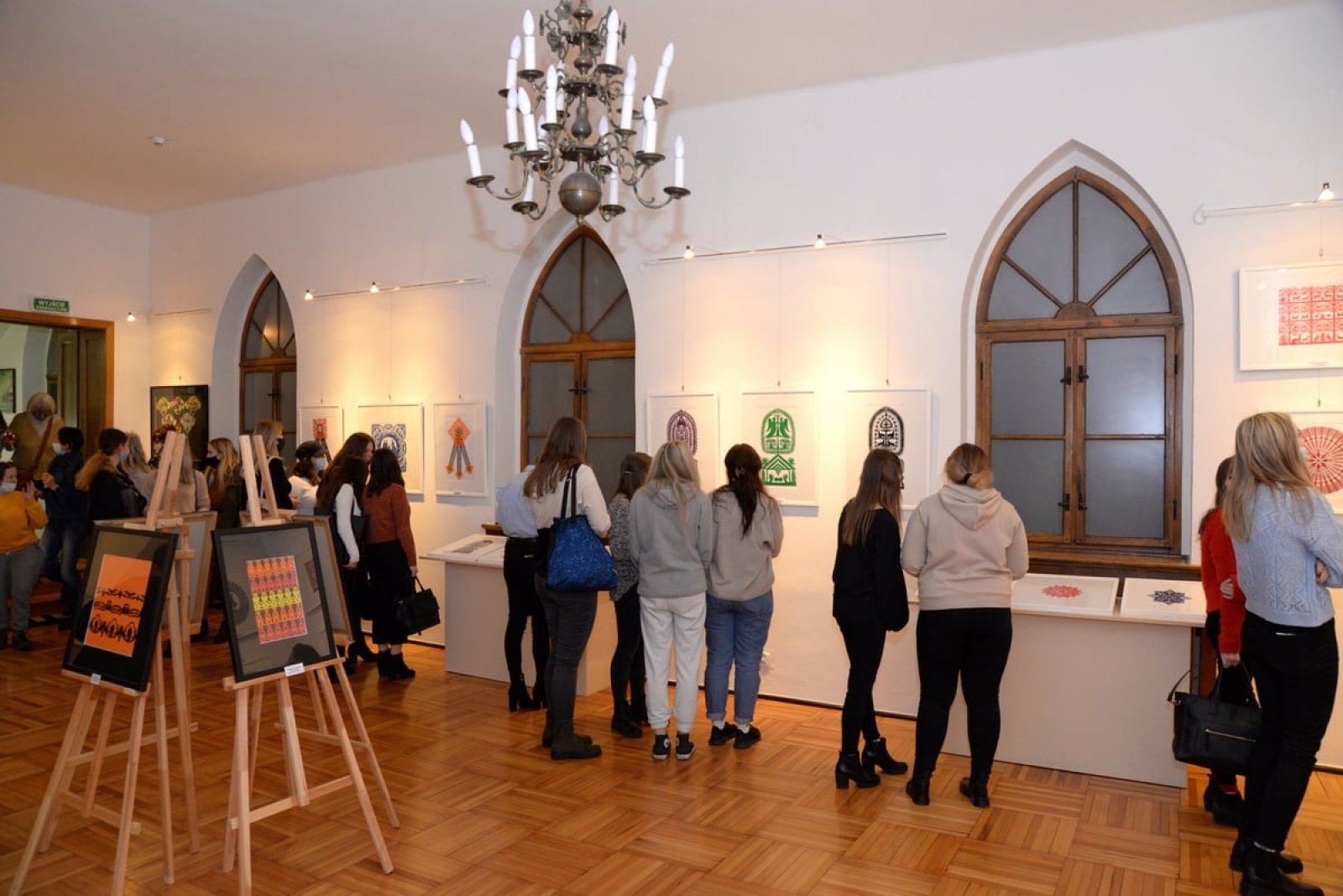 Zdjęcie w galerii na portalu naszraciborz.pl: Podróże wycinanek zawitały do Raciborza wiadomości z regionu