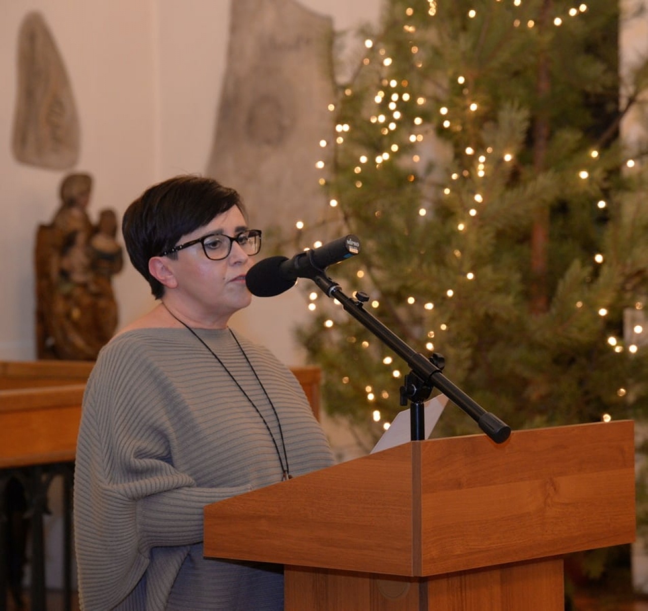 Zdjęcie w galerii na portalu naszraciborz.pl: Podróże wycinanek zawitały do Raciborza wiadomości z regionu