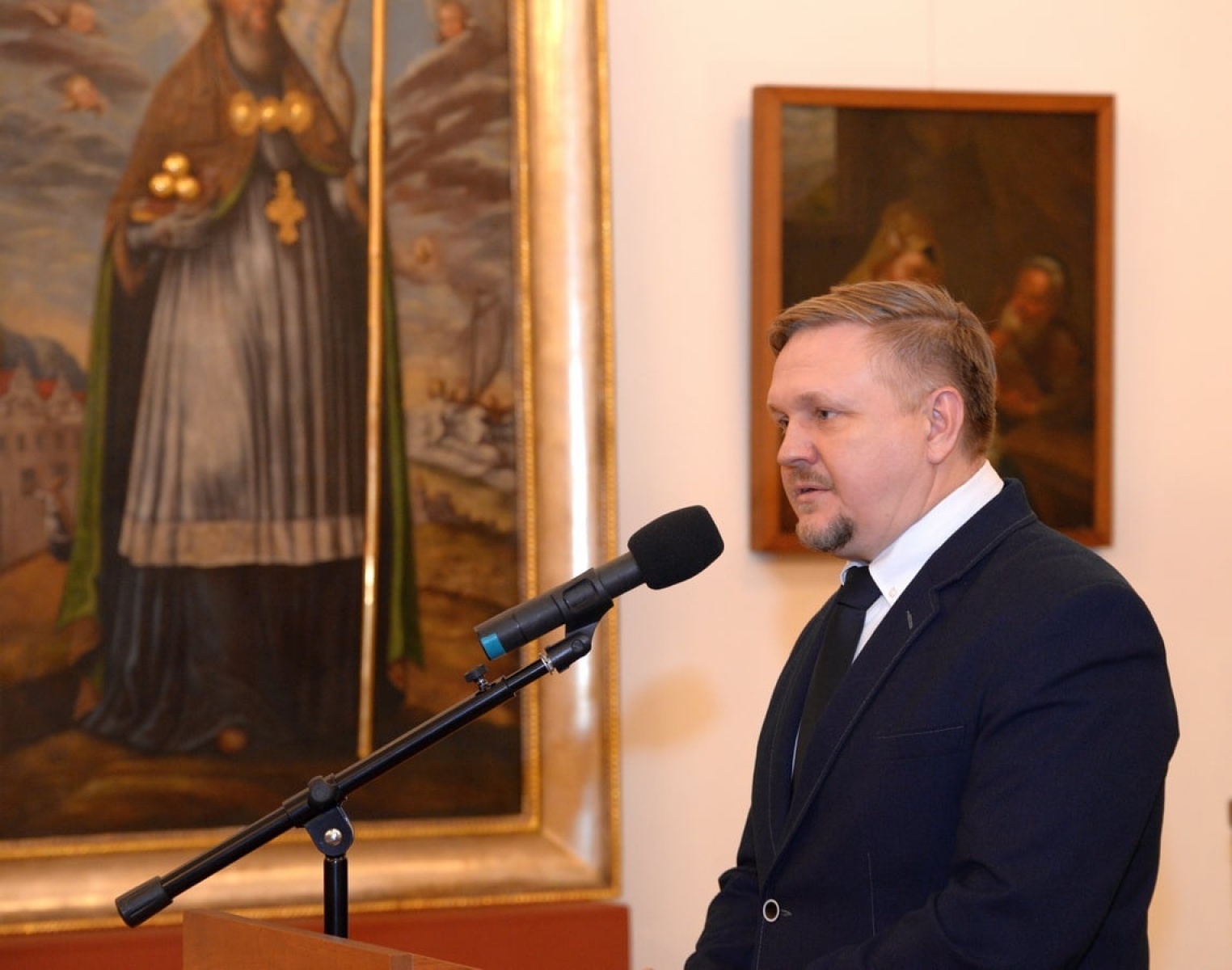 Zdjęcie w galerii na portalu naszraciborz.pl: Podróże wycinanek zawitały do Raciborza wiadomości z regionu