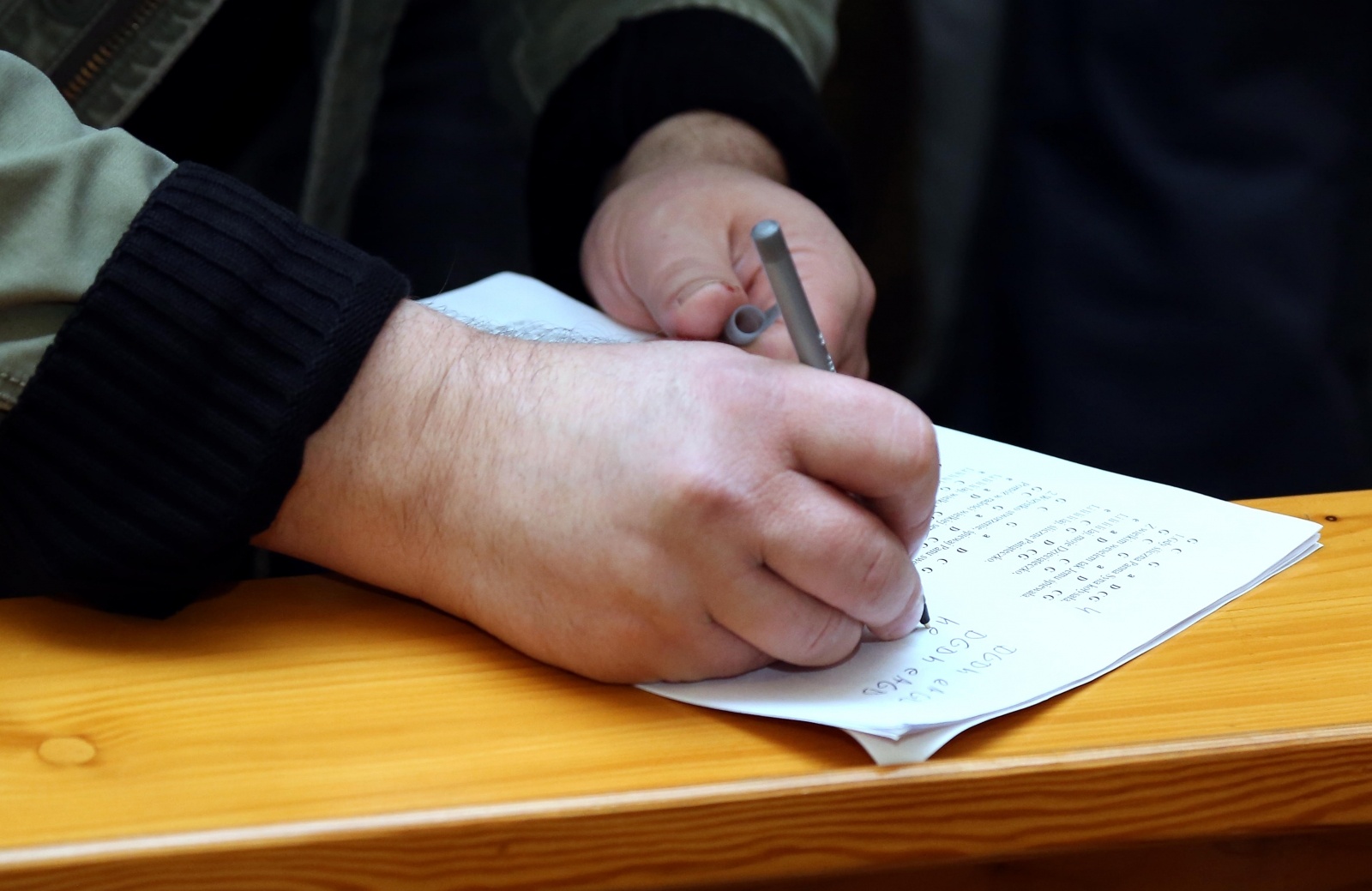 Zdjęcie w galerii na portalu naszraciborz.pl: Ciepła impreza w środku zimy. Motocyklowe kolędowanie przy żłóbku w Oborze wiadomości z regionu