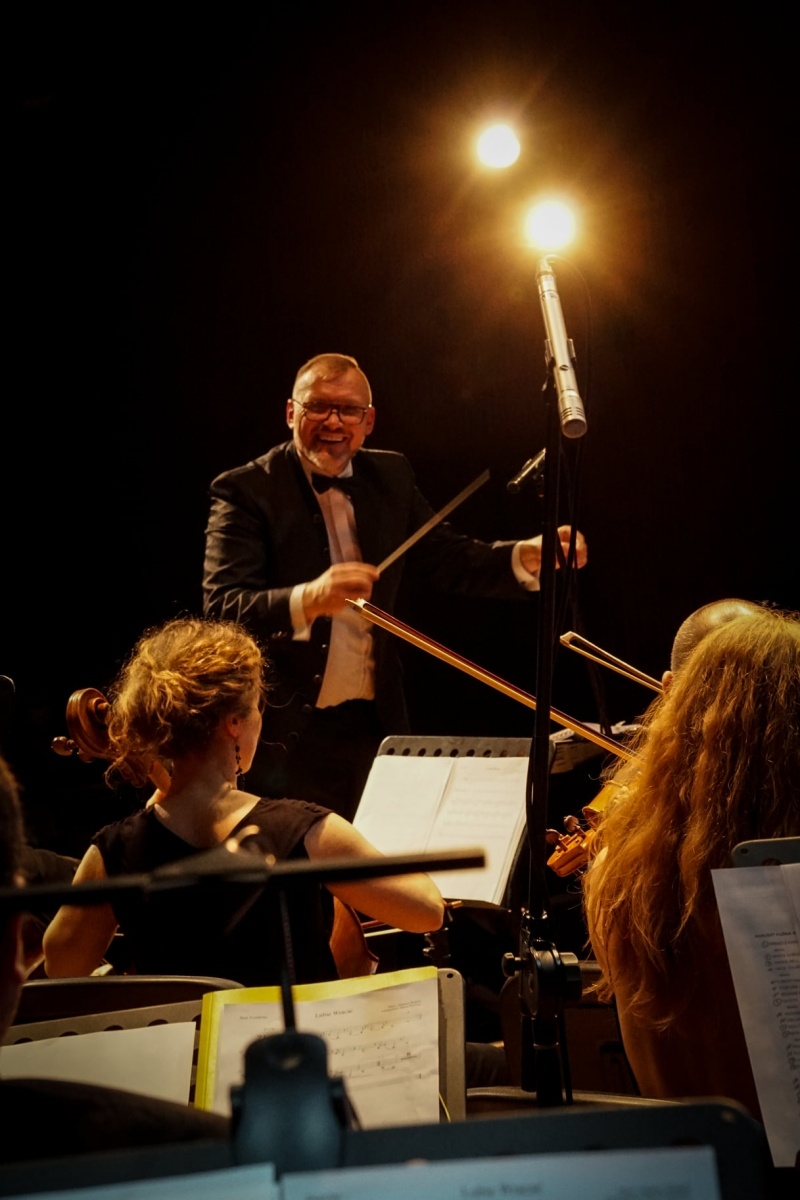 Zdjęcie w galerii na portalu naszraciborz.pl: Kuźnia Kultury świętuje 40-lecie. Niezwykły koncert na początek jubileuszu wiadomości z regionu