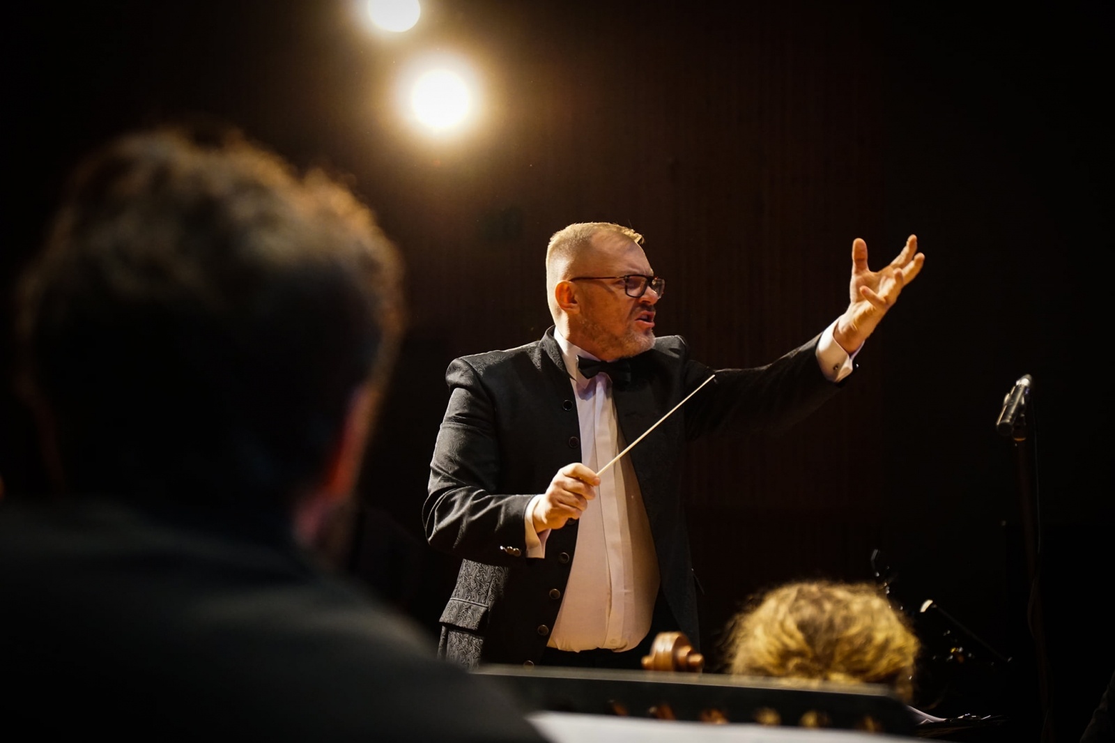 Zdjęcie w galerii na portalu naszraciborz.pl: Kuźnia Kultury świętuje 40-lecie. Niezwykły koncert na początek jubileuszu wiadomości z regionu