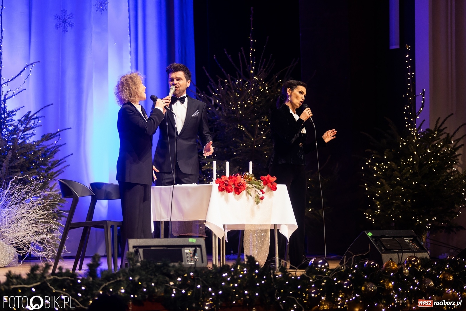 Zdjęcie w galerii na portalu naszraciborz.pl: Koncert świąteczny Gwiazdo świeć, kolędo leć w RCK wiadomości z regionu