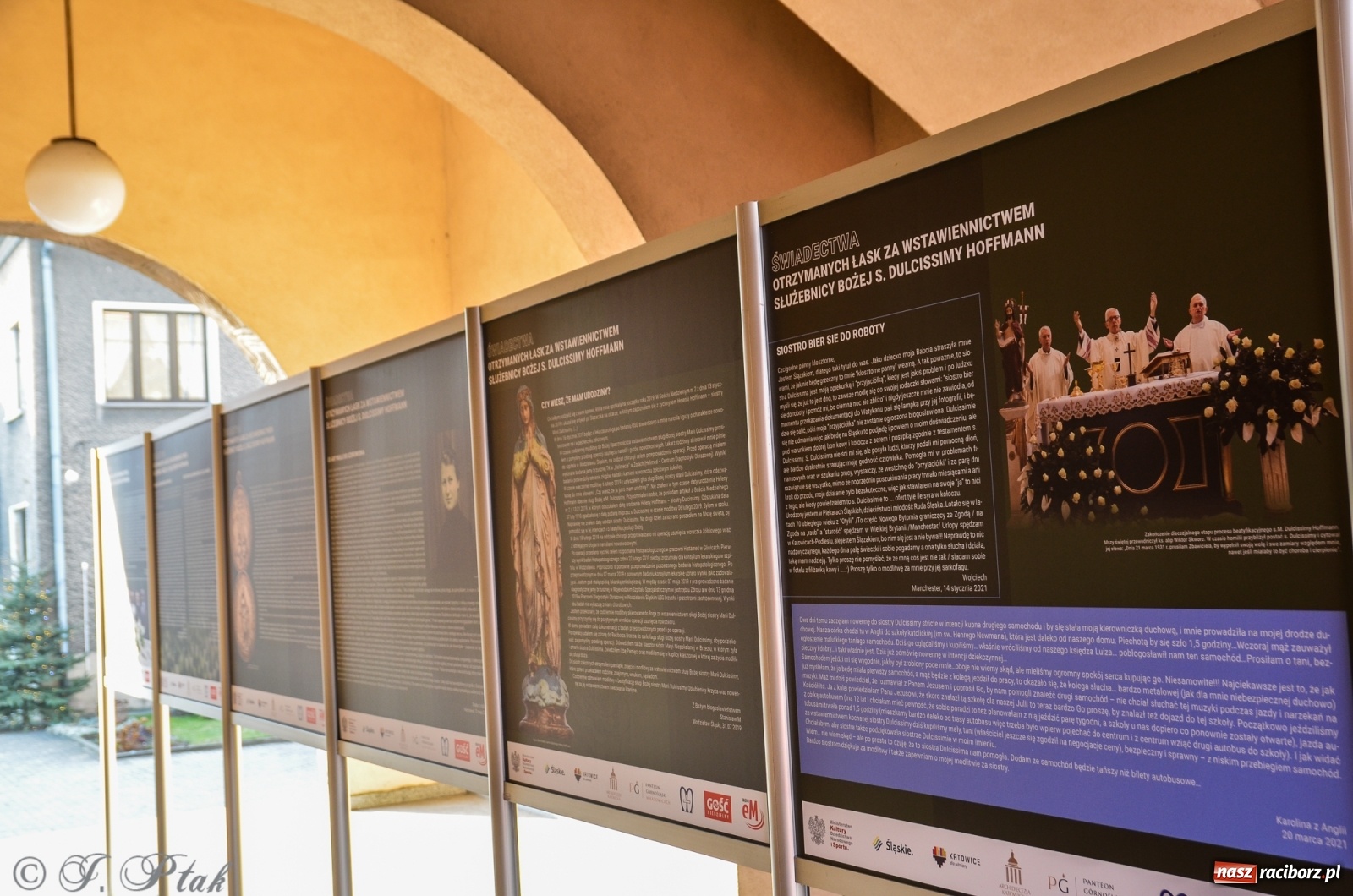 Zdjęcie w galerii na portalu naszraciborz.pl: Wystawa o Słudze Bożej w raciborskich parafiach wiadomości z regionu