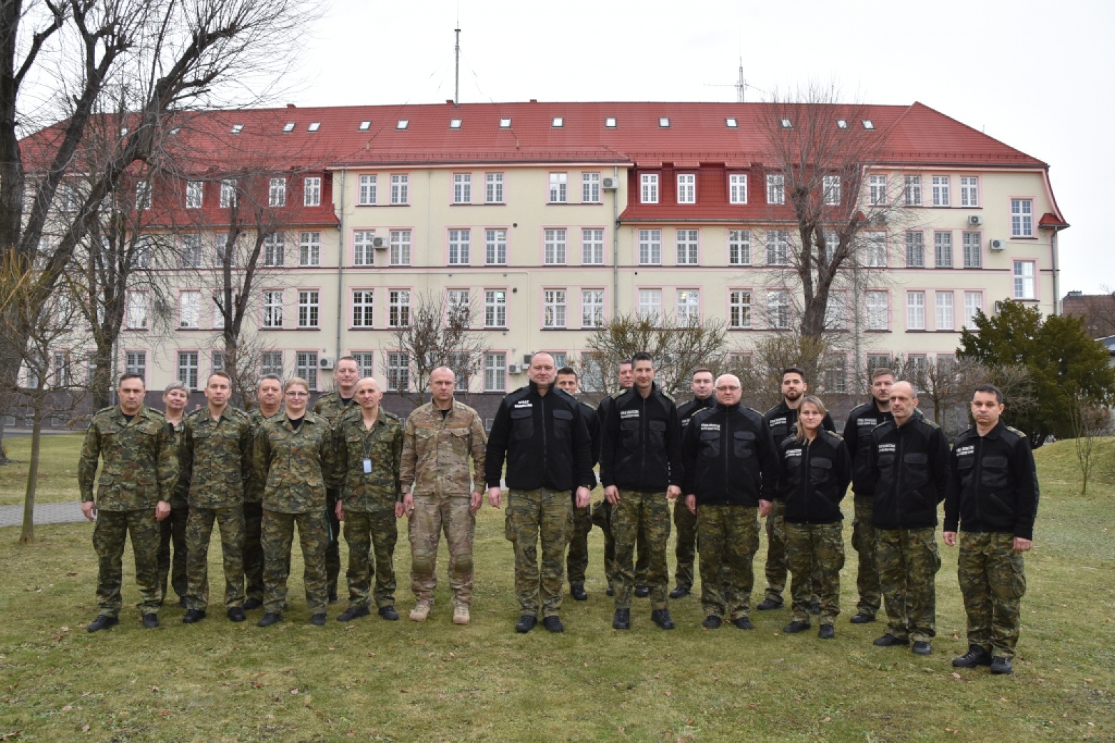 Zdjęcie w galerii na portalu naszraciborz.pl: Śląska Straż Graniczna z Raciborz ruszyła z cyklem wspólnej operacji z Policją Macedonii Północnej wiadomości z regionu