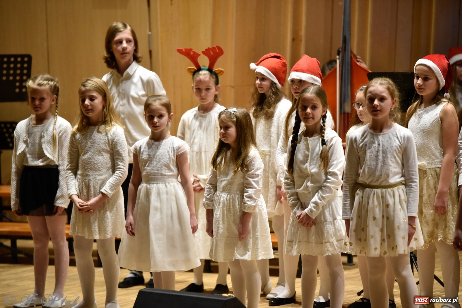 Zdjęcie w galerii na portalu naszraciborz.pl: Koncert świąteczny w raciborskiej szkole muzycznej [FOTO i WIDEO] wiadomości z regionu