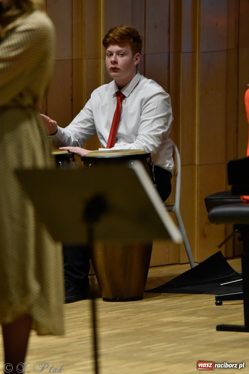 Zdjęcie w galerii na portalu naszraciborz.pl: Koncert świąteczny w raciborskiej szkole muzycznej [FOTO i WIDEO] wiadomości z regionu