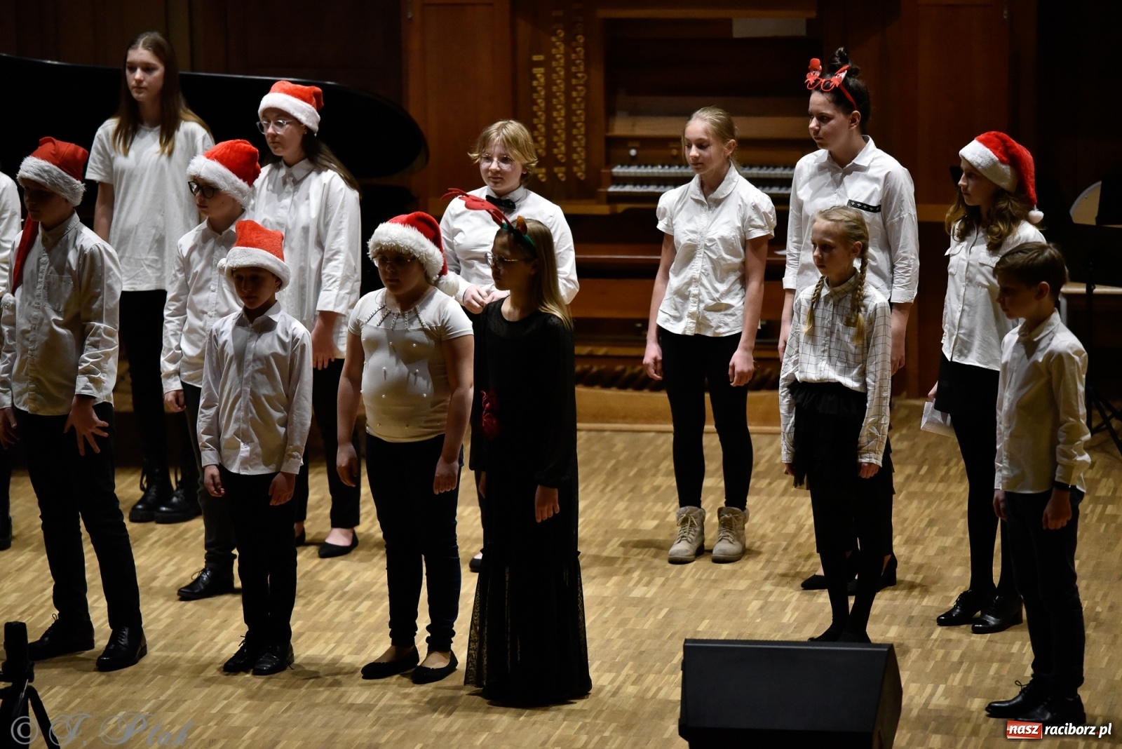 Zdjęcie w galerii na portalu naszraciborz.pl: Koncert świąteczny w raciborskiej szkole muzycznej [FOTO i WIDEO] wiadomości z regionu