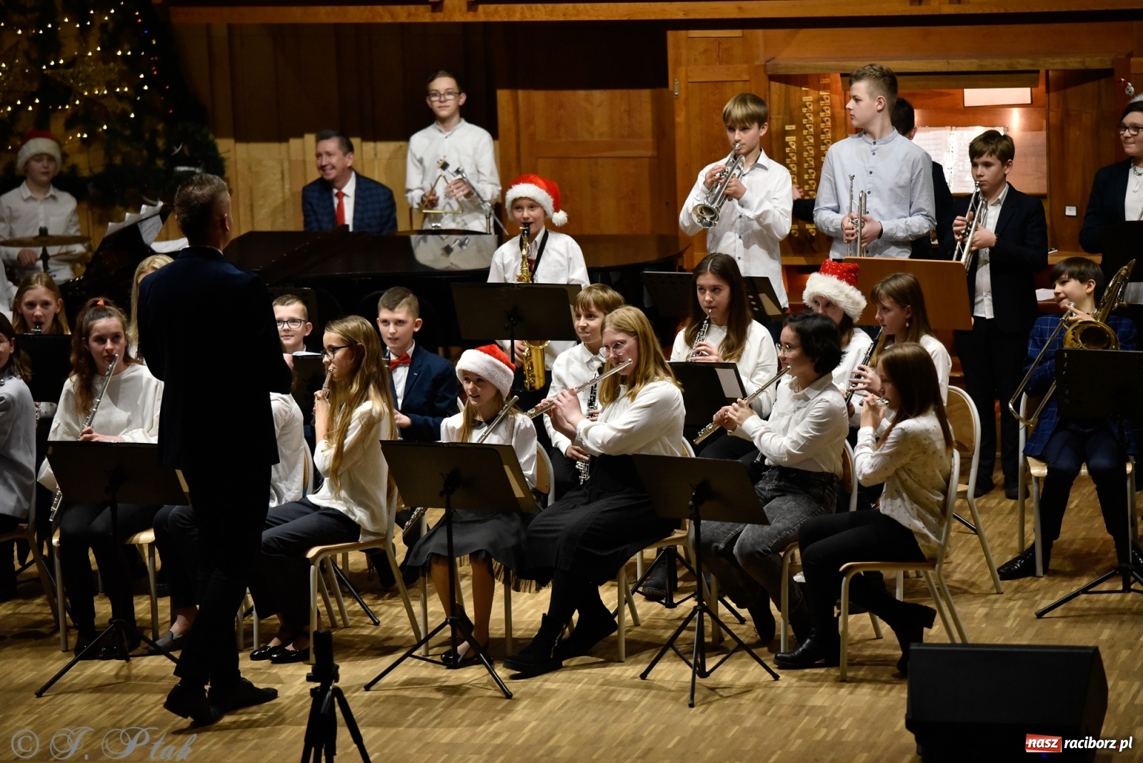 Zdjęcie w galerii na portalu naszraciborz.pl: Koncert świąteczny w raciborskiej szkole muzycznej [FOTO i WIDEO] wiadomości z regionu