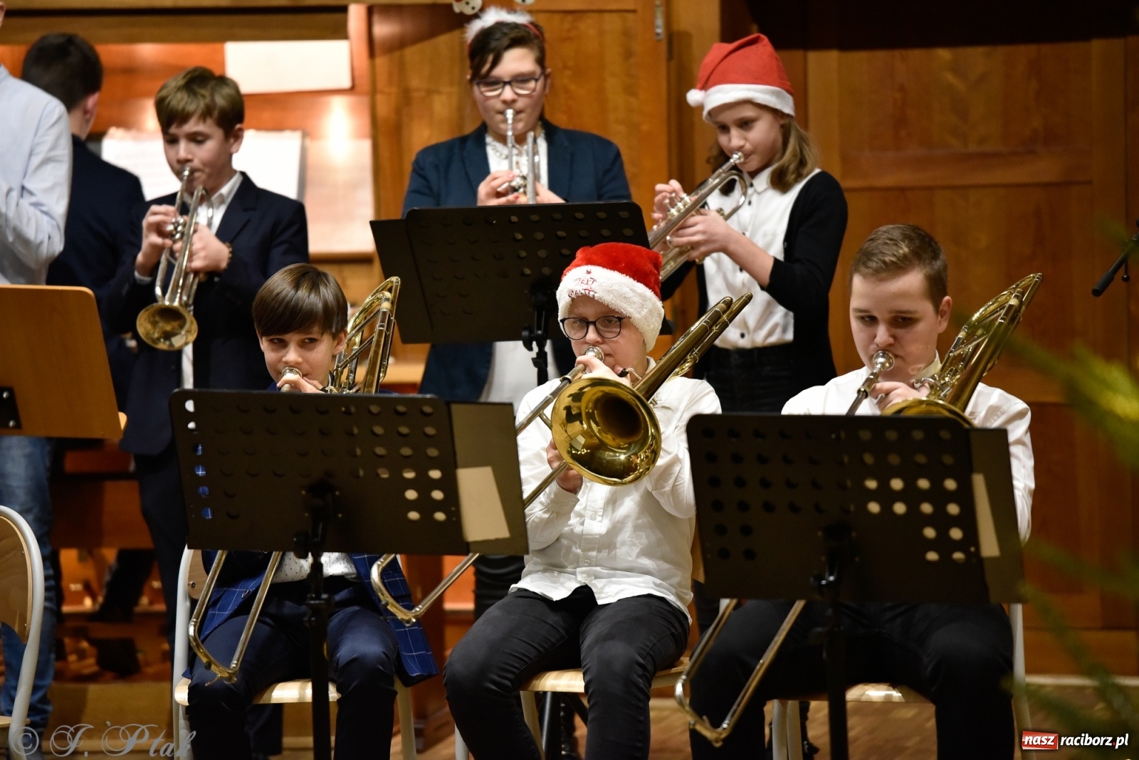 Zdjęcie w galerii na portalu naszraciborz.pl: Koncert świąteczny w raciborskiej szkole muzycznej [FOTO i WIDEO] wiadomości z regionu