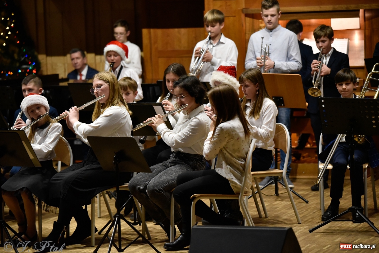 Zdjęcie w galerii na portalu naszraciborz.pl: Koncert świąteczny w raciborskiej szkole muzycznej [FOTO i WIDEO] wiadomości z regionu