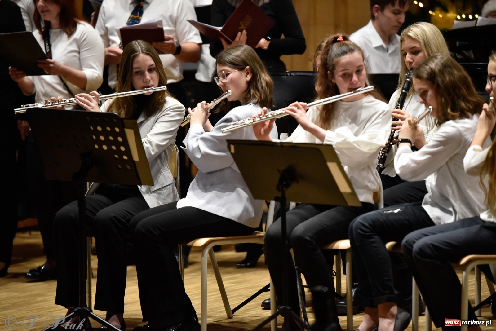 Zdjęcie w galerii na portalu naszraciborz.pl: Koncert świąteczny w raciborskiej szkole muzycznej [FOTO i WIDEO] wiadomości z regionu