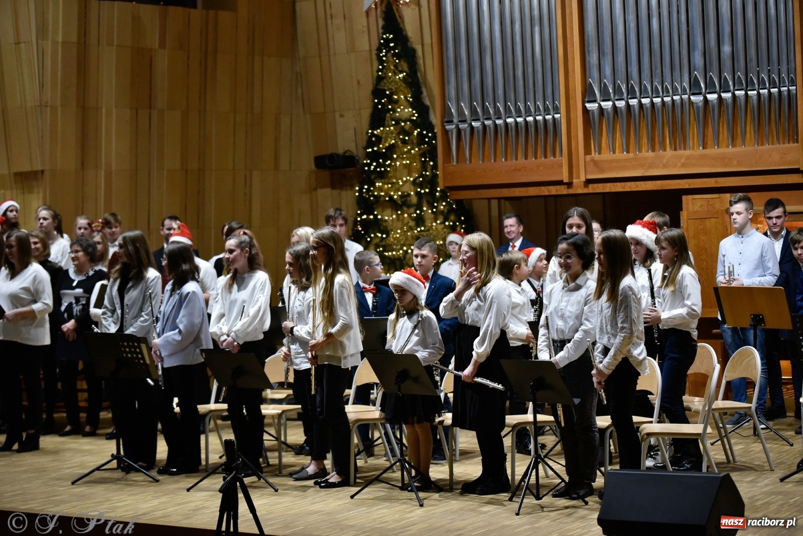 Zdjęcie w galerii na portalu naszraciborz.pl: Koncert świąteczny w raciborskiej szkole muzycznej [FOTO i WIDEO] wiadomości z regionu