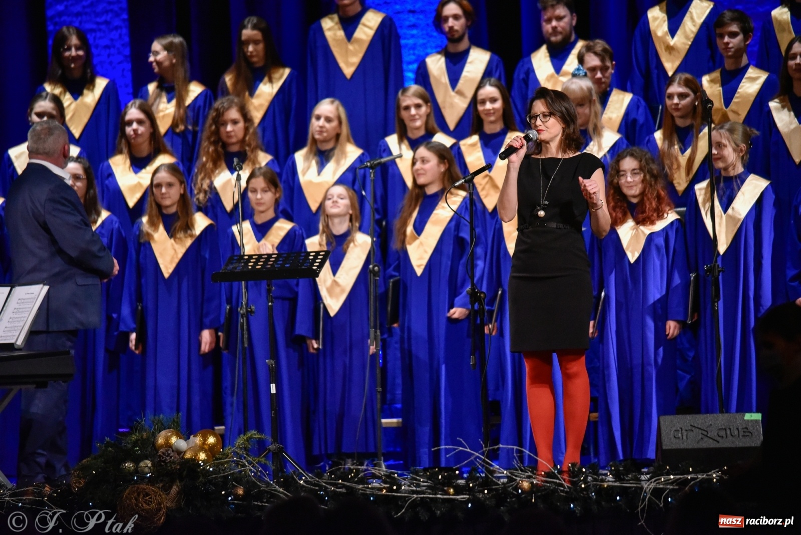 Zdjęcie w galerii na portalu naszraciborz.pl: BEL CANTO zachwycił kolędami i pastorałkami [FOTO i WIDEO] wiadomości z regionu