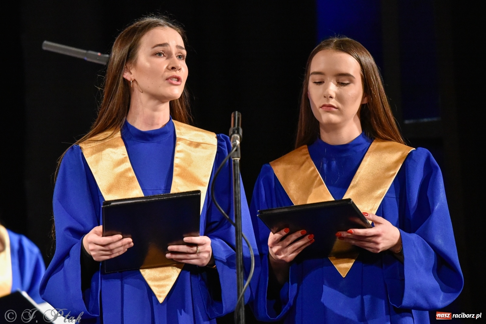 Zdjęcie w galerii na portalu naszraciborz.pl: BEL CANTO zachwycił kolędami i pastorałkami [FOTO i WIDEO] wiadomości z regionu