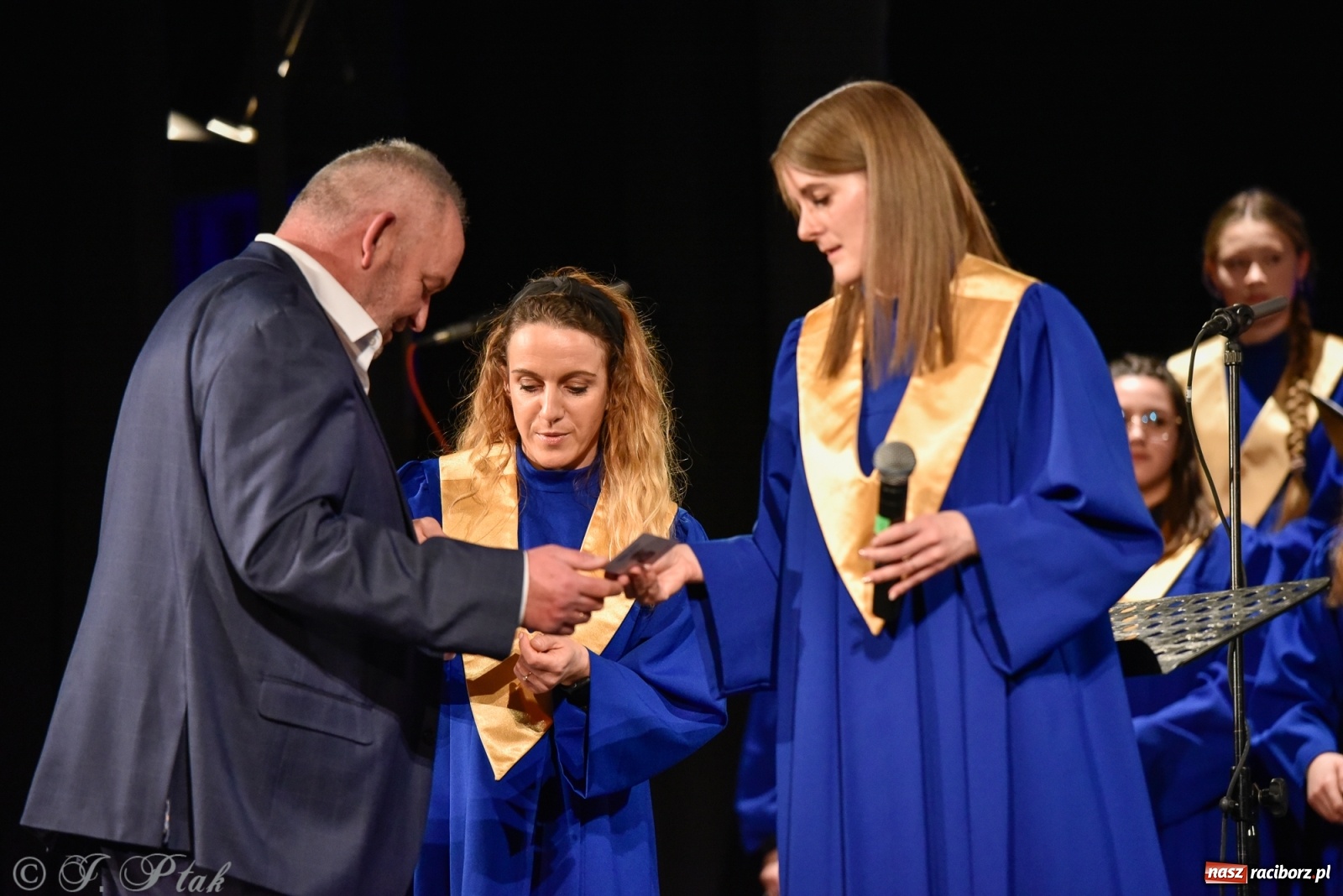 Zdjęcie w galerii na portalu naszraciborz.pl: BEL CANTO zachwycił kolędami i pastorałkami [FOTO i WIDEO] wiadomości z regionu