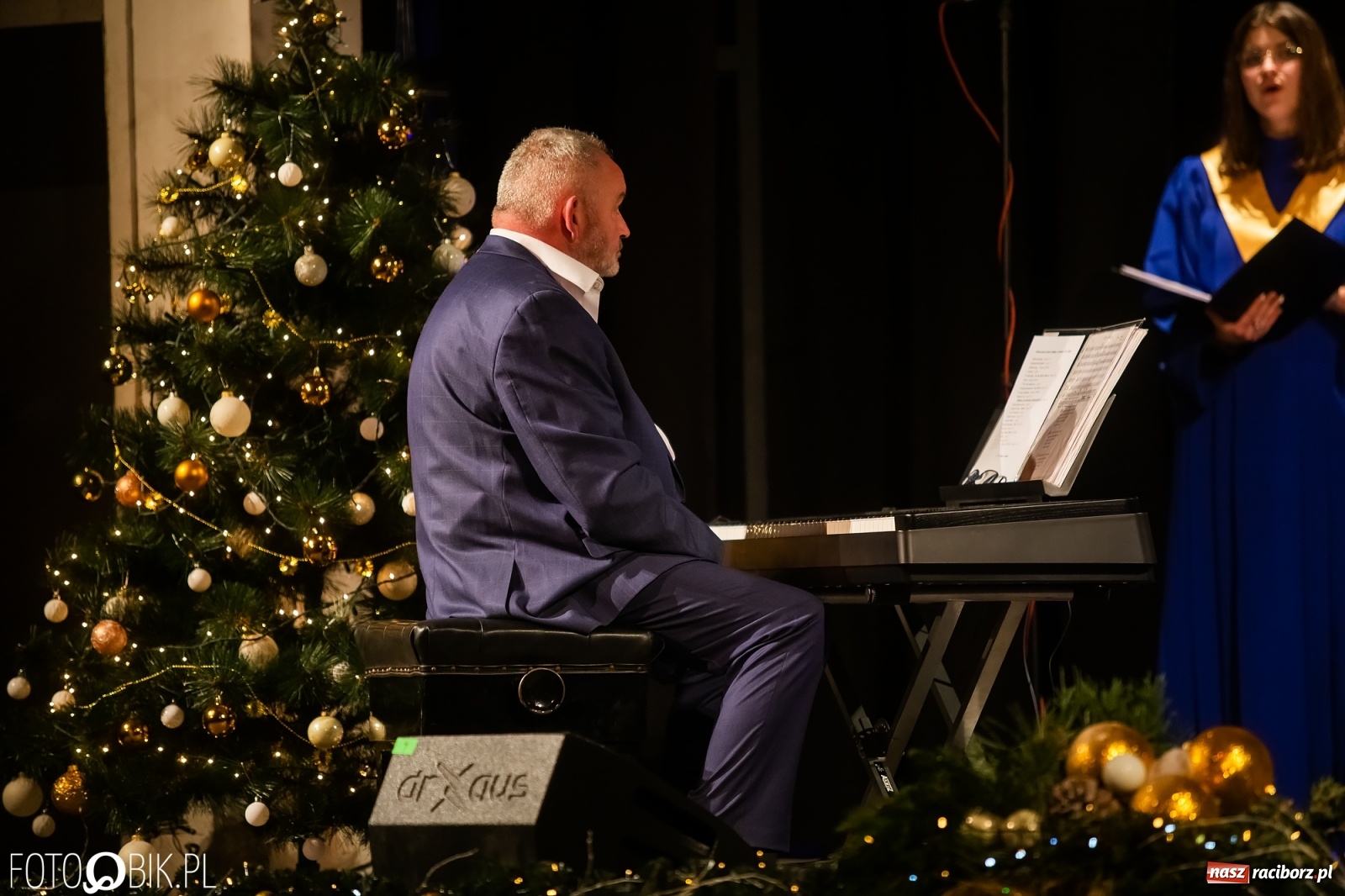 Zdjęcie w galerii na portalu naszraciborz.pl: BEL CANTO zachwycił kolędami i pastorałkami [FOTO i WIDEO] wiadomości z regionu