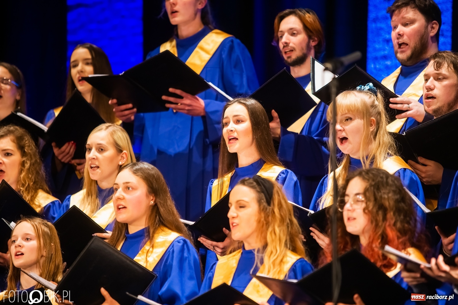 Zdjęcie w galerii na portalu naszraciborz.pl: BEL CANTO zachwycił kolędami i pastorałkami [FOTO i WIDEO] wiadomości z regionu