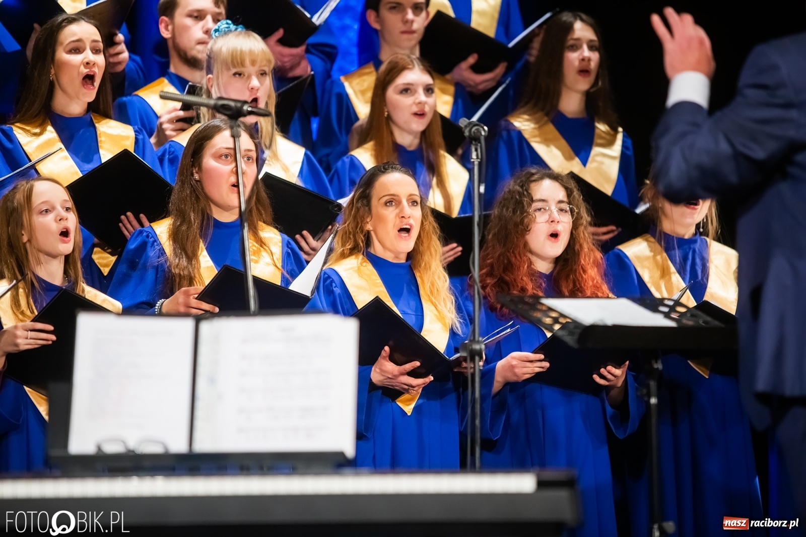 Zdjęcie w galerii na portalu naszraciborz.pl: BEL CANTO zachwycił kolędami i pastorałkami [FOTO i WIDEO] wiadomości z regionu