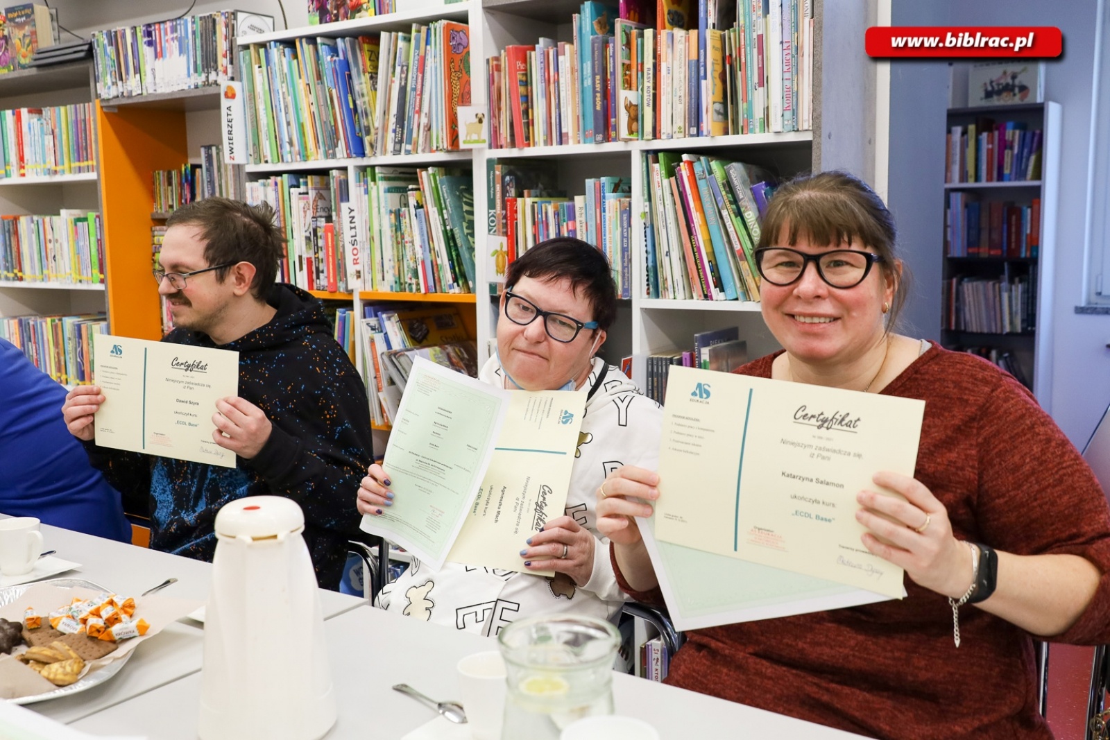 Zdjęcie w galerii na portalu naszraciborz.pl: W bibliotece podsumowano kurs komputerowy dla osób z niepełnosprawnością wiadomości z regionu