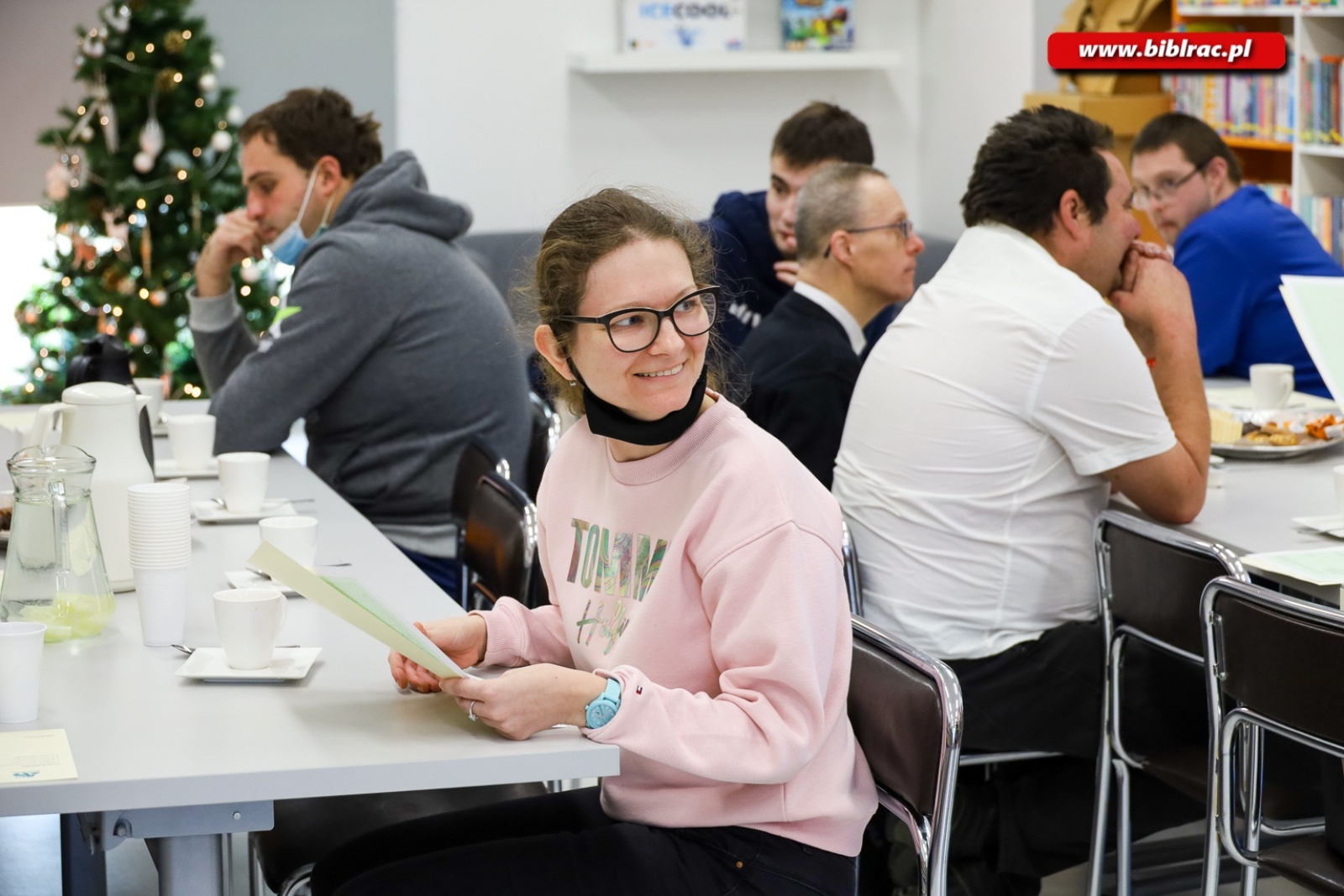 Zdjęcie w galerii na portalu naszraciborz.pl: W bibliotece podsumowano kurs komputerowy dla osób z niepełnosprawnością wiadomości z regionu