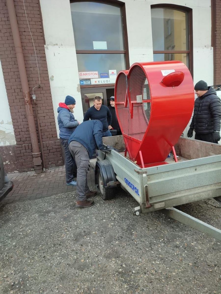 Zdjęcie w galerii na portalu naszraciborz.pl: Nakrętkowe serce wróciło na swoje miejsce wiadomości z regionu