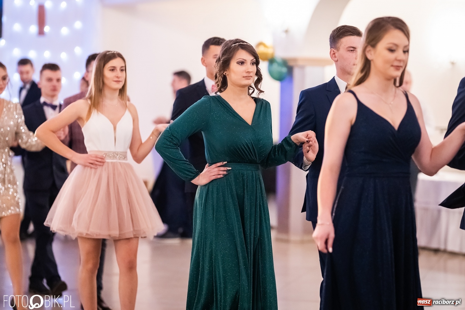 Zdjęcie w galerii na portalu naszraciborz.pl: Bal studniówkowy raciborskiej Budowlanki i Gastronomika wiadomości z regionu