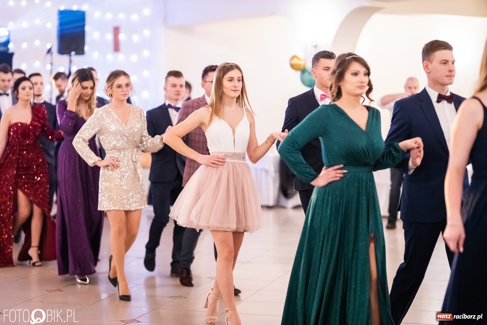 Zdjęcie w galerii na portalu naszraciborz.pl: Bal studniówkowy raciborskiej Budowlanki i Gastronomika wiadomości z regionu