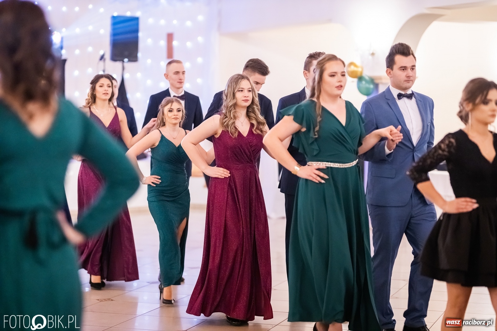 Zdjęcie w galerii na portalu naszraciborz.pl: Bal studniówkowy raciborskiej Budowlanki i Gastronomika wiadomości z regionu