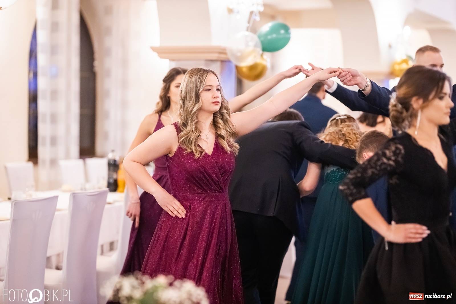 Zdjęcie w galerii na portalu naszraciborz.pl: Bal studniówkowy raciborskiej Budowlanki i Gastronomika wiadomości z regionu