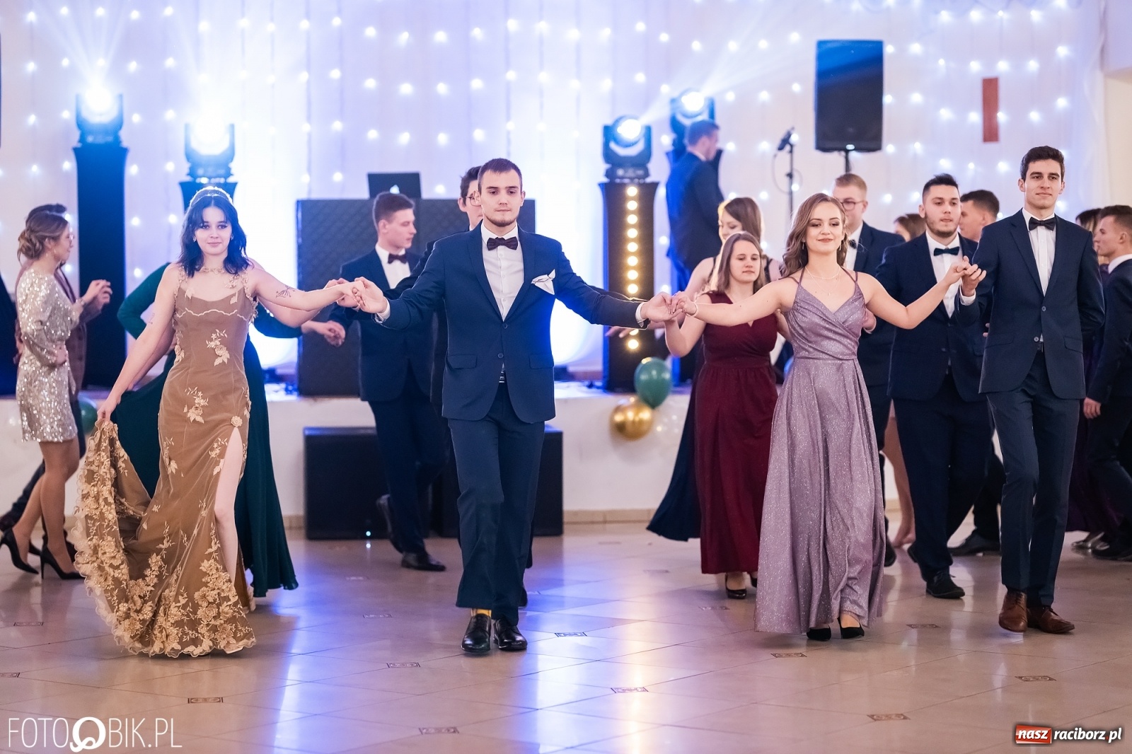 Zdjęcie w galerii na portalu naszraciborz.pl: Bal studniówkowy raciborskiej Budowlanki i Gastronomika wiadomości z regionu