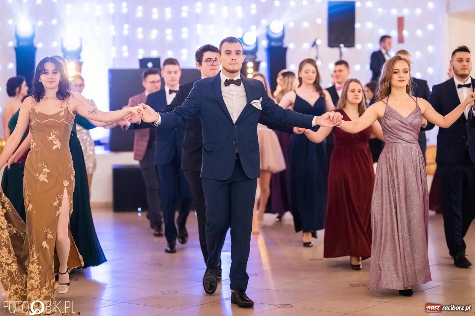 Zdjęcie w galerii na portalu naszraciborz.pl: Bal studniówkowy raciborskiej Budowlanki i Gastronomika wiadomości z regionu