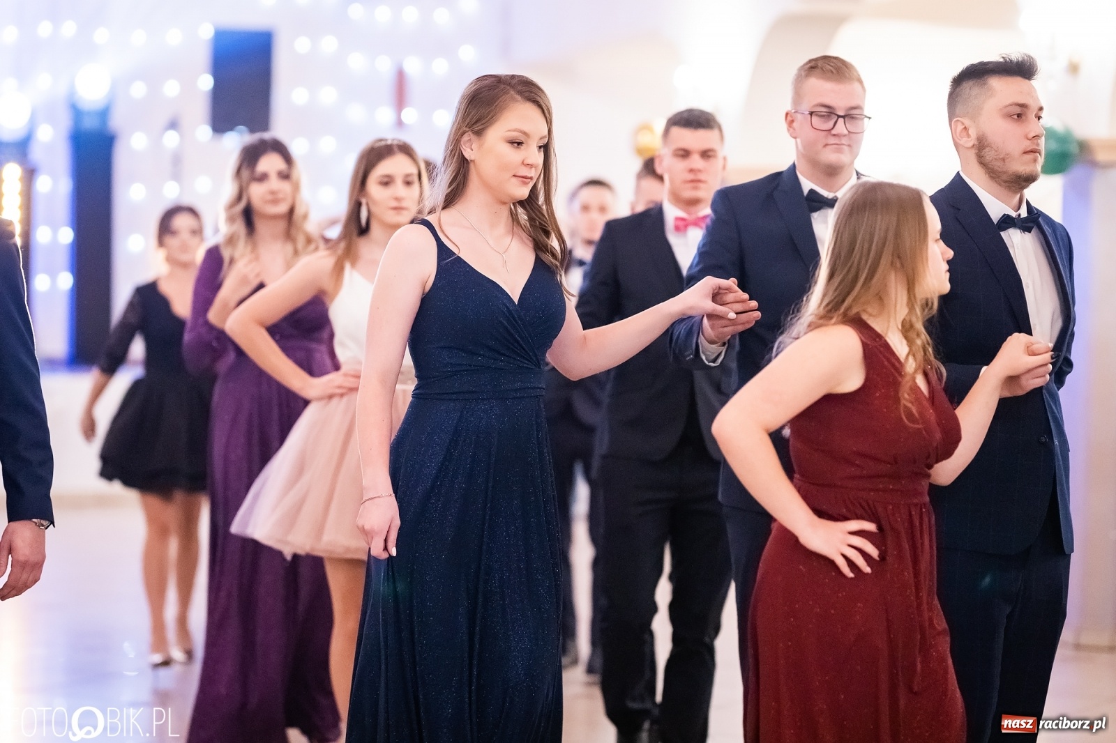 Zdjęcie w galerii na portalu naszraciborz.pl: Bal studniówkowy raciborskiej Budowlanki i Gastronomika wiadomości z regionu