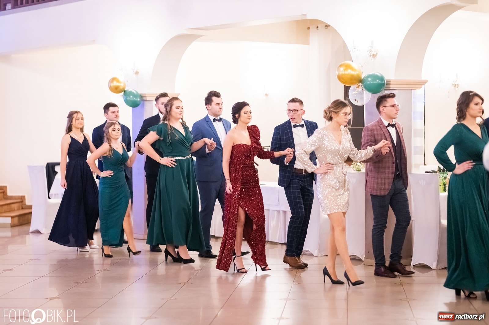 Zdjęcie w galerii na portalu naszraciborz.pl: Bal studniówkowy raciborskiej Budowlanki i Gastronomika wiadomości z regionu