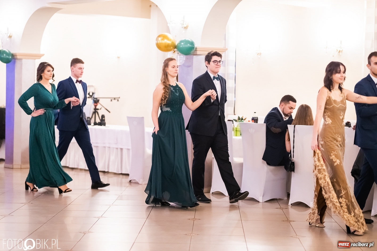 Zdjęcie w galerii na portalu naszraciborz.pl: Bal studniówkowy raciborskiej Budowlanki i Gastronomika wiadomości z regionu